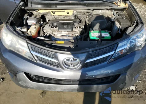 2014 Toyota Rav4 Xle z USA, uszkodzony, nr VIN JTMRFREV0ED086828
